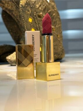 Burberry Gold Case Matte Russet Lipstick - Deep Rose